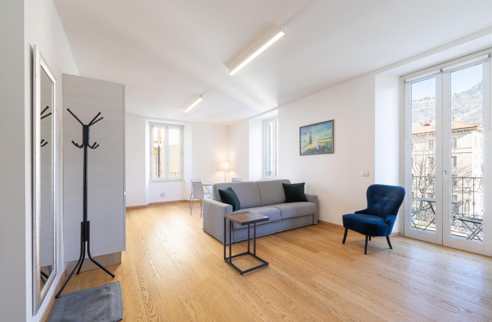 Apartament Historical Center - Free Parking And Private Terrace Como Zewnętrze zdjęcie