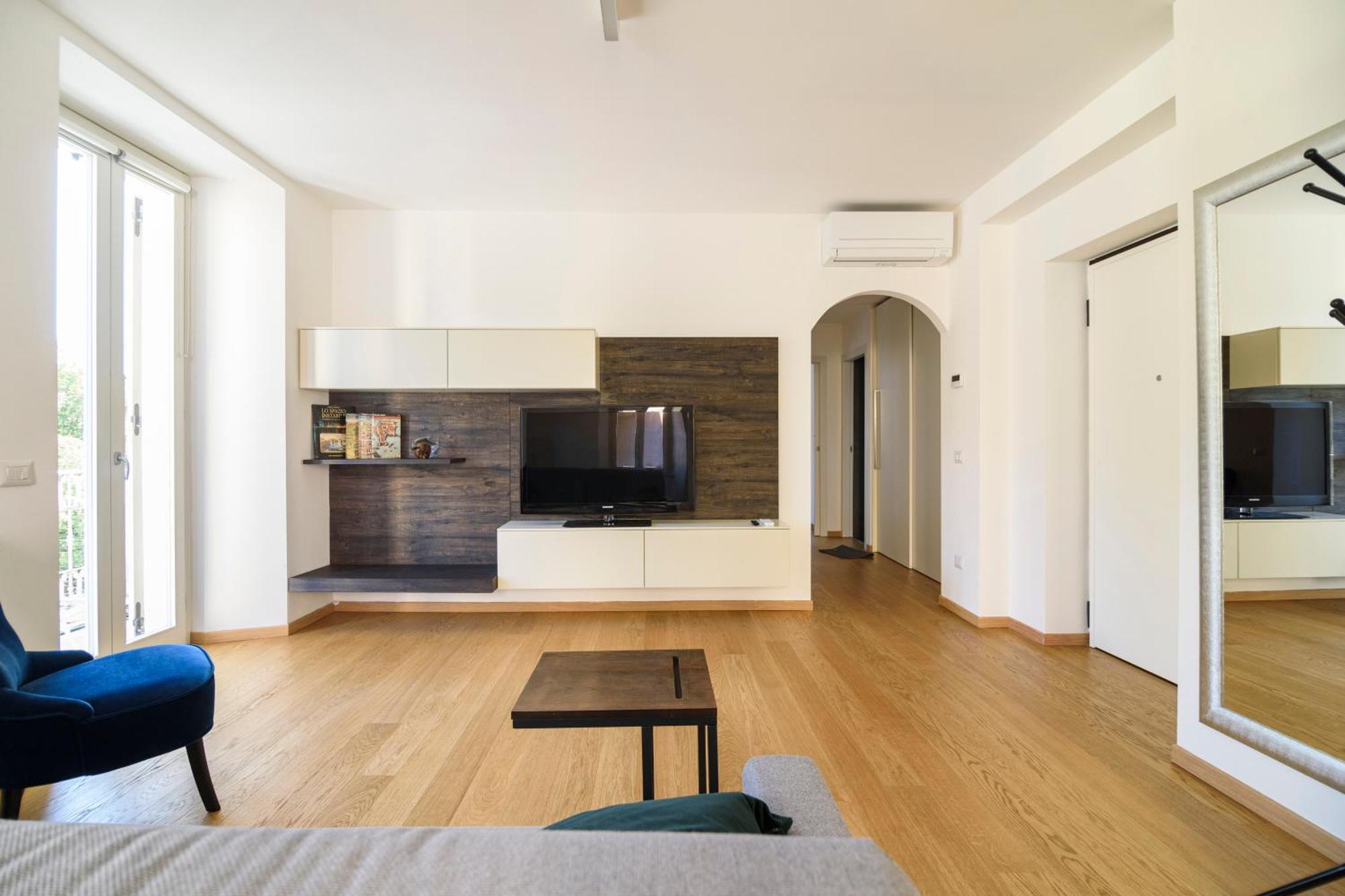 Apartament Historical Center - Free Parking And Private Terrace Como Zewnętrze zdjęcie